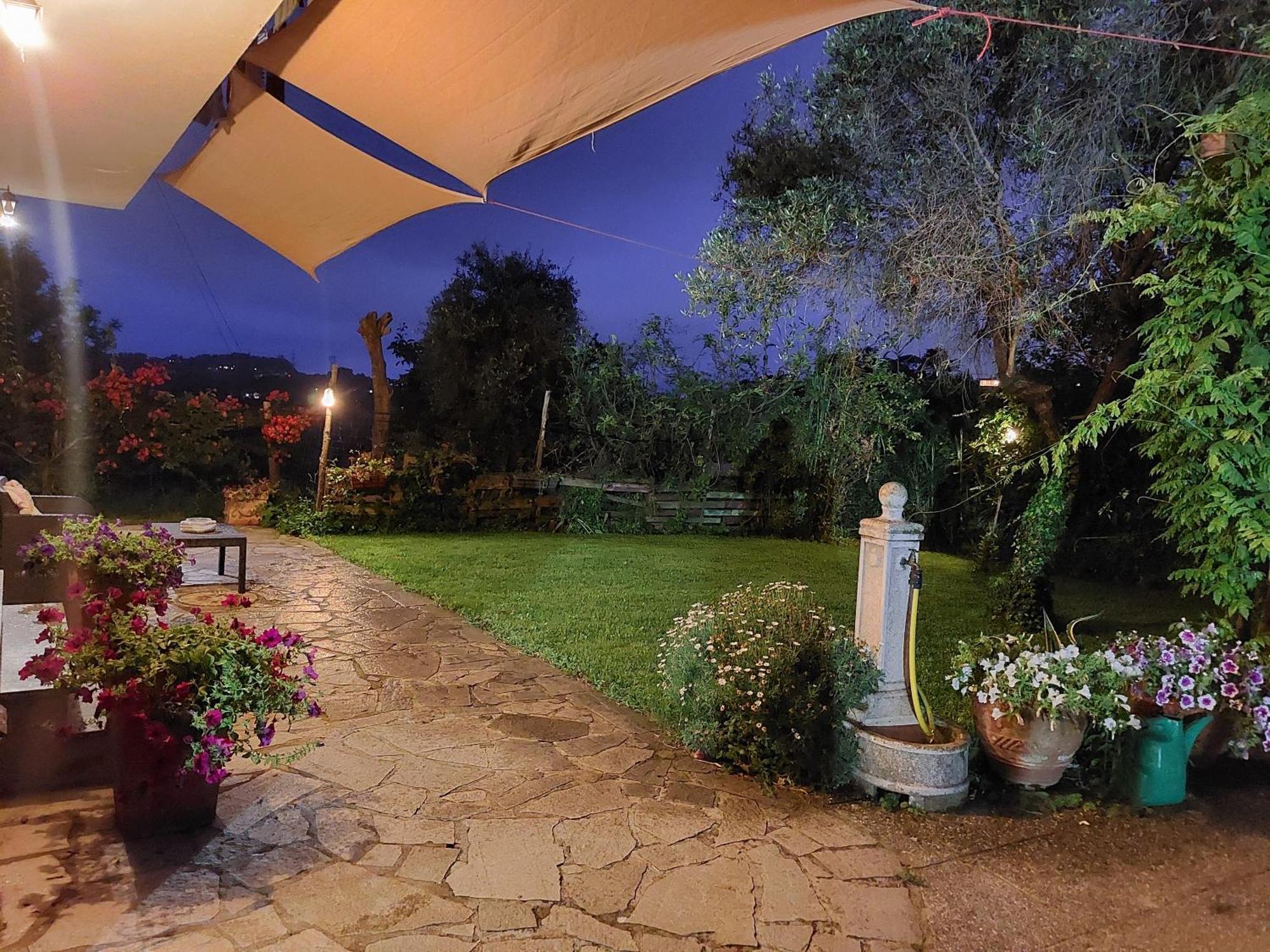 Il Giardino Del Nespolo Hotell Arcola Eksteriør bilde