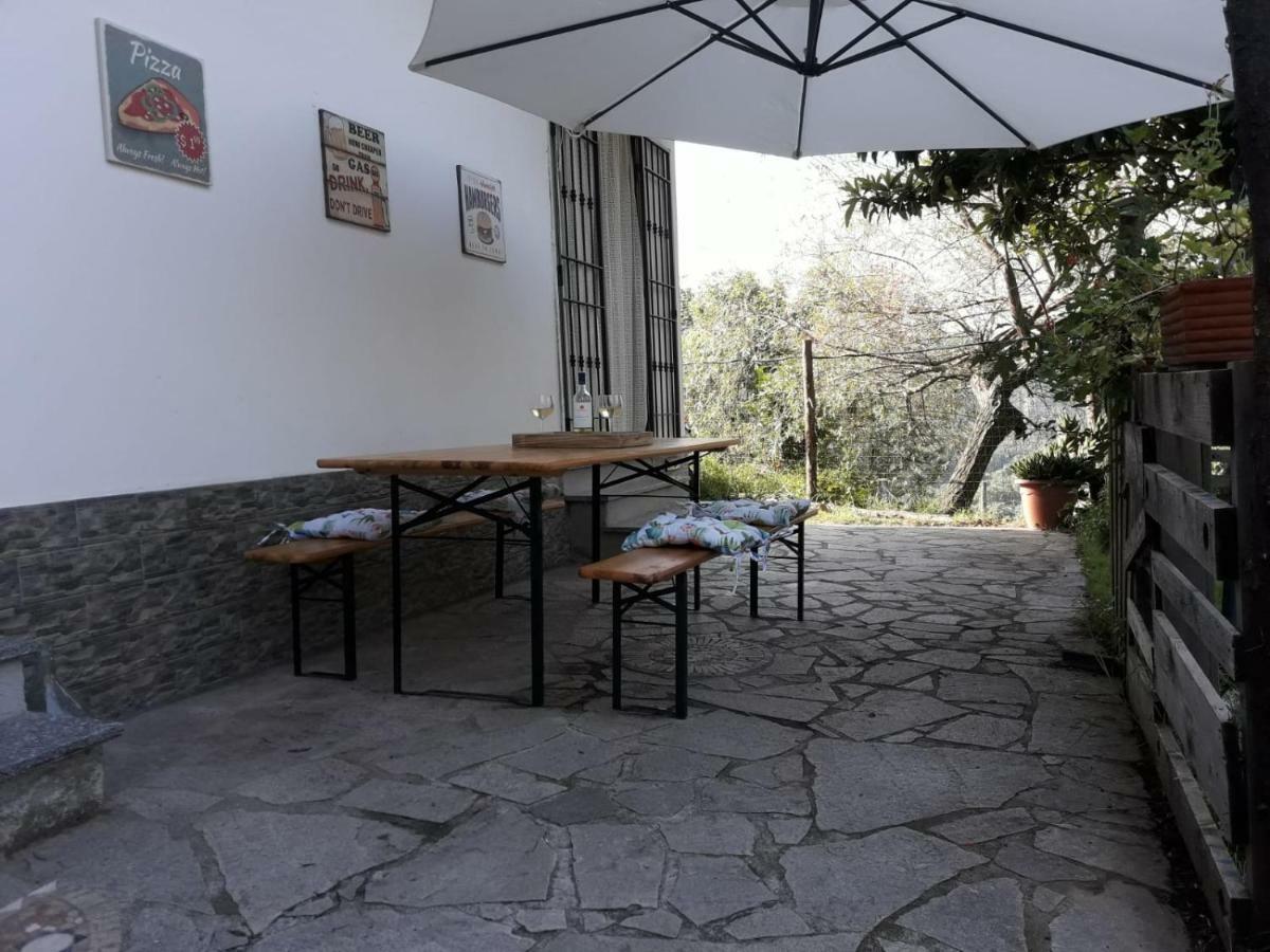 Il Giardino Del Nespolo Hotell Arcola Eksteriør bilde